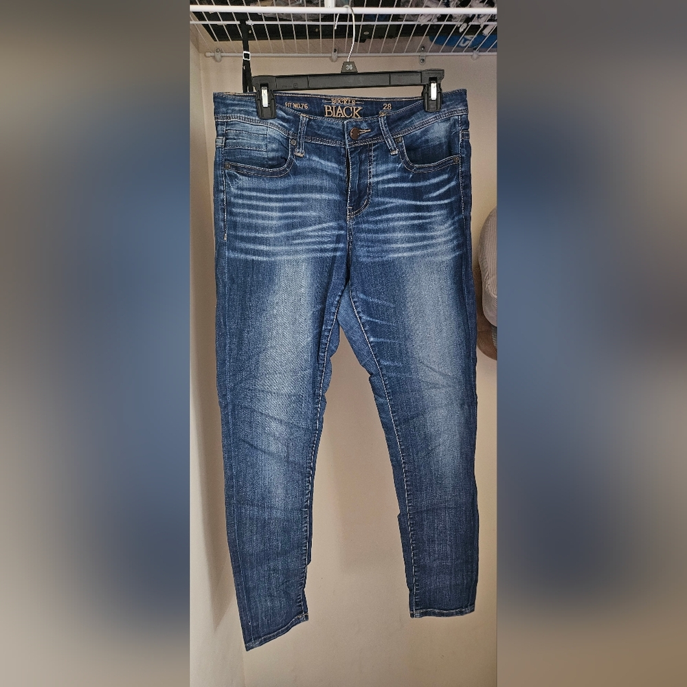 Black Buckle Skinny Jeans size 28
